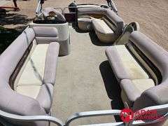 2014  Sun Tracker  Party Barge 20DLX  Pontoon - 20FT