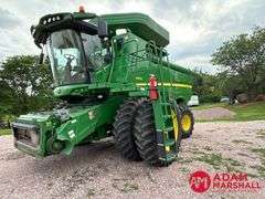 2014  John Deere  S670  Combine