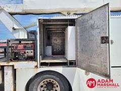 2006  International  4400  Boom Bucket Truck