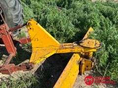 1964  Farmall  706  Tractor w/ Loader & Blade - Diesel