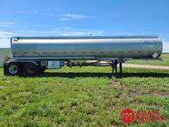 1980  Fruehauf  Aluminum Fuel  Semi Trailer - 9,200 Gallon