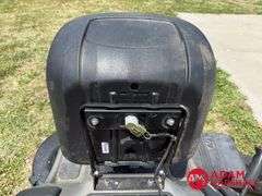 Craftsman  LT2000  Riding Lawn Mower - 42IN