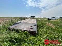1981  Blair  Gooseneck Flat Bed Trailer - 25FT