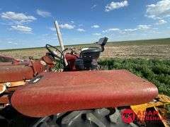 1964  Farmall  706  Tractor w/ Loader & Blade - Diesel