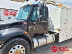 2006  International  4400  Boom Bucket Truck
