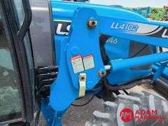 LS  XR4046  MFWD Utility Tractor w/Loader