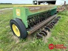 John Deere  8300  Grain Drill - 13FT