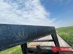 1981  Blair  Gooseneck Flat Bed Trailer - 25FT
