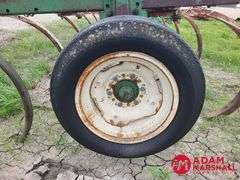 KMC  Chisel Plow - 17FT