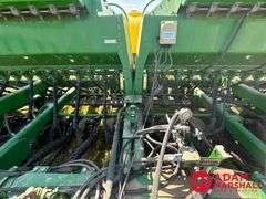 2003  John Deere  1590   No-Till Grain Drill - 20FT