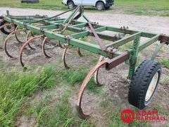 KMC  Chisel Plow - 17FT
