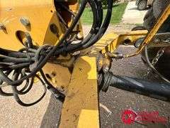 2011  Vermeer  TM1400  Disc Mower