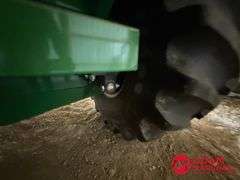 2014 J & M 1050 GrainStorm Grain Cart
