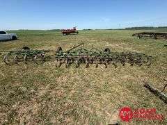 John Deere  Spring Tooth Chisel Plow