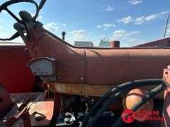 1964  Farmall  706  Tractor w/ Loader & Blade - Diesel