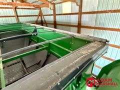 2014 J & M 1050 GrainStorm Grain Cart