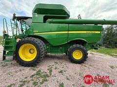 2014  John Deere  S670  Combine