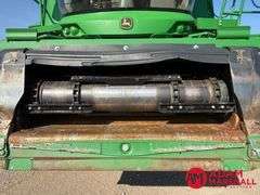 2017 John Deere S680 Combine