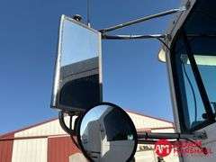 1996  Freightliner  FLD 120  Semi Truck