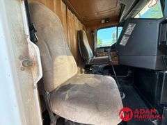 1996  Freightliner  FLD 120  Semi Truck