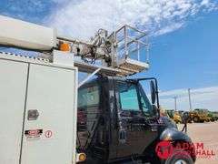 2006  International  4400  Boom Bucket Truck