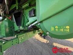 2017 John Deere S680 Combine