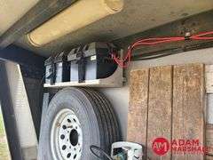 2013  Shadow   4 Horse Trailer w/ Living Quarters   - 42FT
