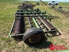 John Deere  Roller Packer