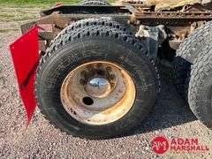 1996  Freightliner  FLD 120  Semi Truck