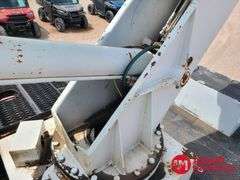 2006  International  4400  Boom Bucket Truck