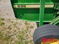 John Deere  535  Baler