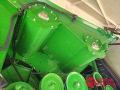 2016  John Deere   S660  Combine - 4WD