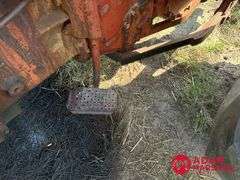 1964  Farmall  706  Tractor w/ Loader & Blade - Diesel