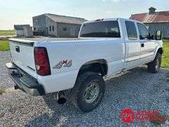 2002  GMC  Sierra K2500 HD  Pickup - Diesel