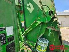 John Deere  535  Baler