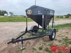 2025  Unused Industrias America  2200  Portable Bulk Feed Bin