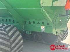 2014  Brent  1396  Grain Cart