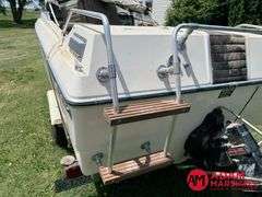 1976  Mark Twain Marin  V-Hull Boat w/Trailer - 16FT