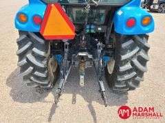 LS  XR4046  MFWD Utility Tractor w/Loader
