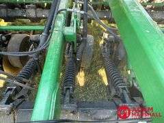 2003  John Deere  1590   No-Till Grain Drill - 20FT