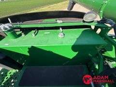 2017 John Deere S680 Combine