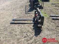 Unused 2024 AGROTK 48IN Pallet Forks w/ Hydraulic Adjustment