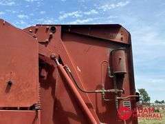 New Holland  660  Round Baler
