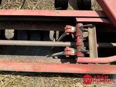 New Holland  268  Square Baler