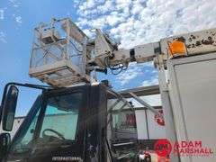 2006  International  4400  Boom Bucket Truck