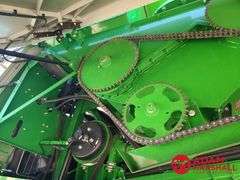 2016  John Deere   S660  Combine - 4WD