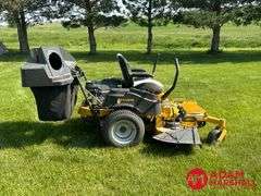 2016  Hustler  Raptor  Flip-Up Zero Turn Lawn Mower - 48IN