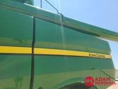 2016  John Deere   S660  Combine - 4WD