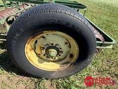 John Deere  Roller Packer