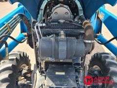 LS  XR4046  MFWD Utility Tractor w/Loader